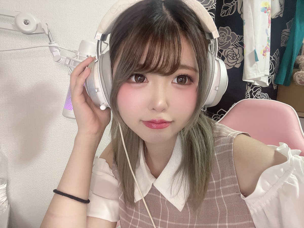 mykr8_'s tweet photo. 遊んでくれる人募集中です♡
とても弱いです🙇🏻‍♀️

#ヴァロラント
#VALORANT女子 
#VALORANTフレンド募集 https://t.co/V4NWQThiVZ