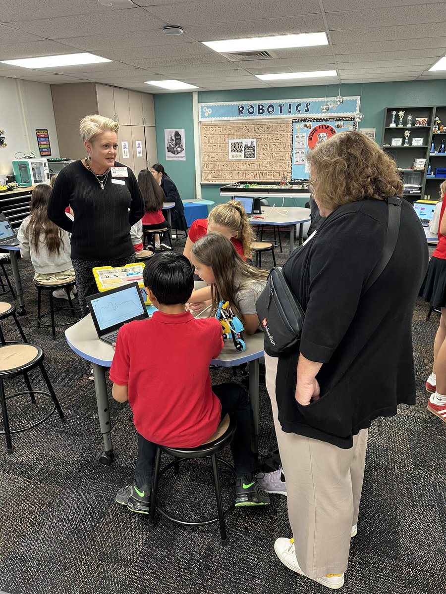 Alaina_Boaz's tweet image. What an incredible day sharing the amazing math and science learning happening across @Midland_ISD! Thank you @LEGO_Education for visiting and celebrating our students’ creativity and problem solving with LEGO Robotics! 💡🤖 #STEMproud #MidlandISDMath
