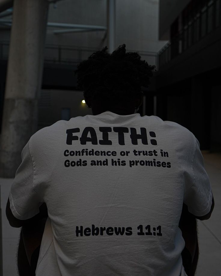 Holy__Bible1's tweet photo. https://t.co/Ar4RuJ1XlW