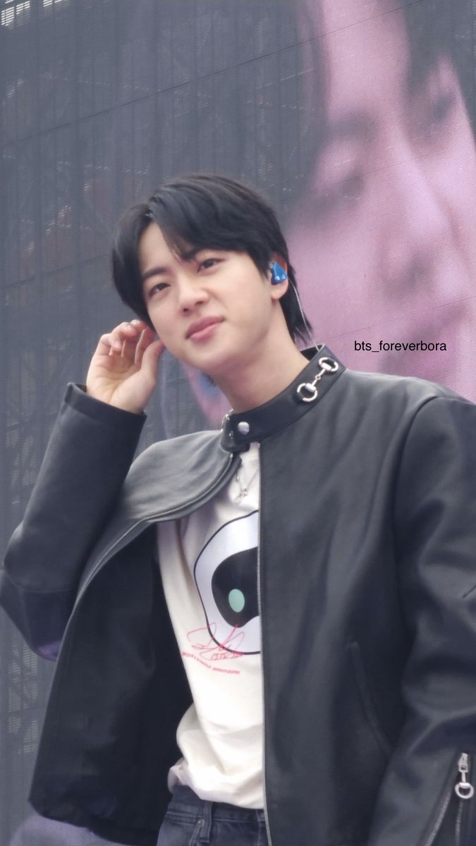 I vote #JIN for #2025MAMAVOTE