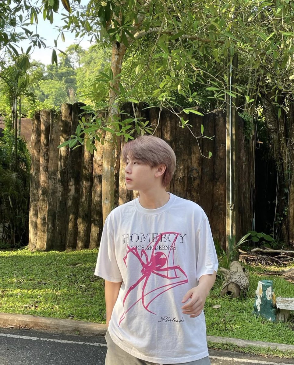 _Boomofficial's tweet photo. ไม่ต้องมีคำหวาน แค่คิดถึงแบบง่าย ๆ ก็เพียงพอแล้ว 🍁🏵️
Happy Thursday 🌻🧡
#boompnthon 
#บูมปัณณธร
#boomofficial https://t.co/xVaeucNggE