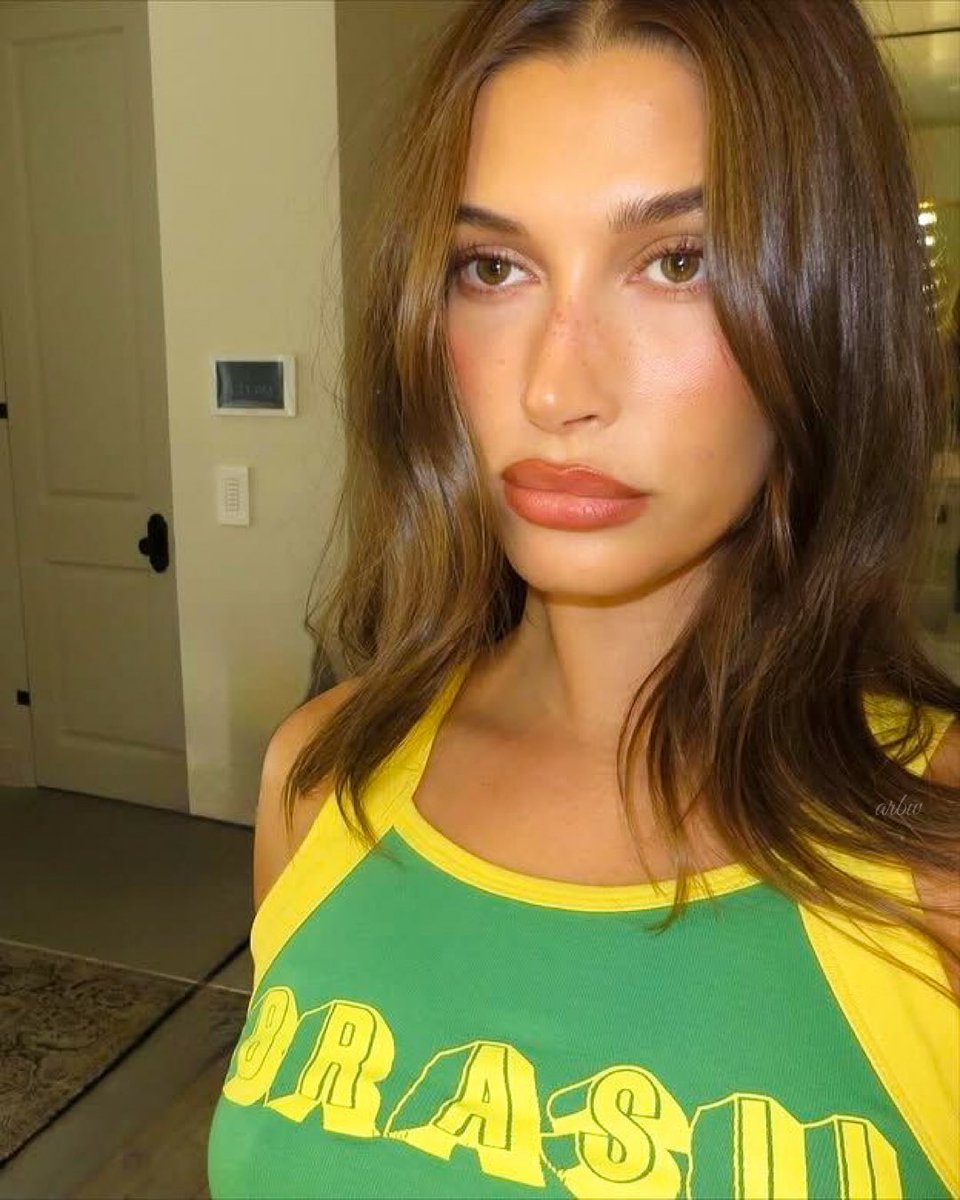 archive hailey tweet media