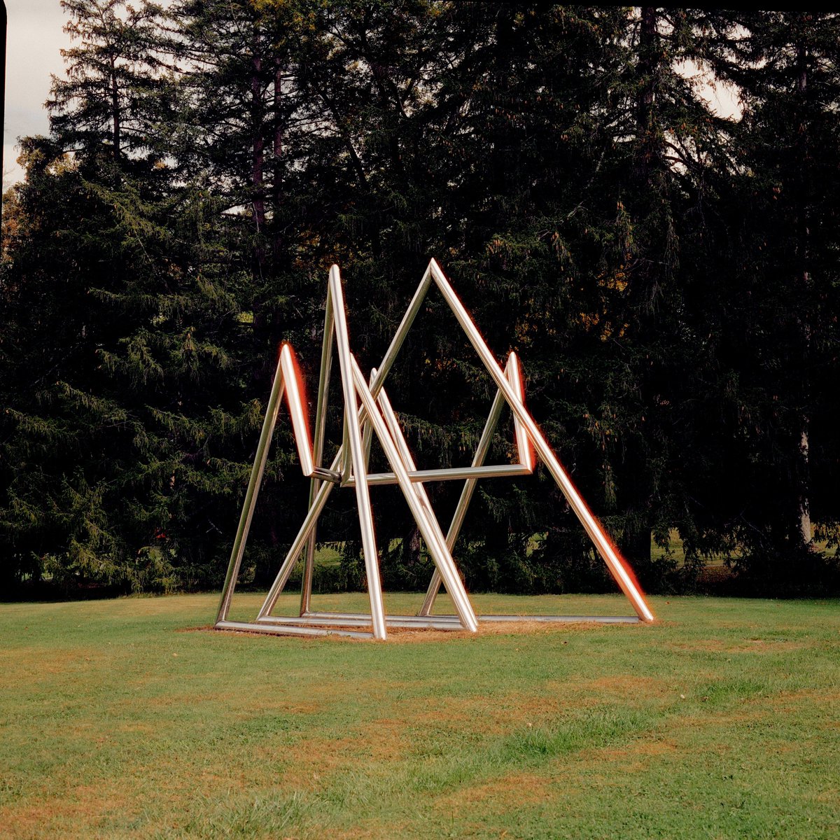 peter_devito's tweet image. Metal Sculpture Thingy in Red Hook (2025)