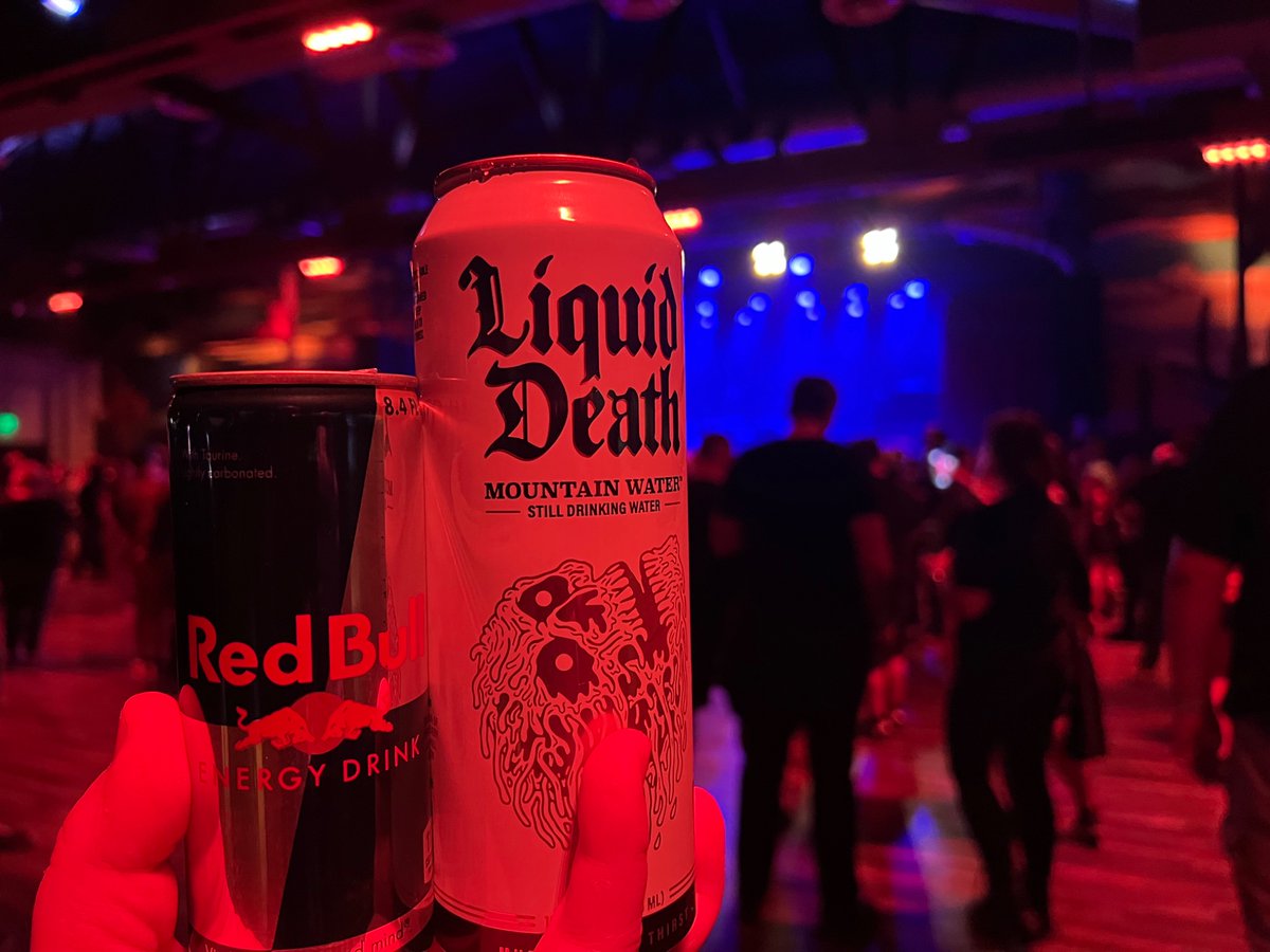 Steven_TheGamer's tweet photo. I’m almost 40; This is how I get wild before a heavy metal show. https://t.co/rVu9iGmYeg
