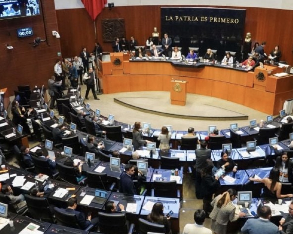SENADO AVALA REFORMA CONTRA COBROS AUTOMÁTICOS INJUSTIFICADOS Y PLANES FORZOSOS DE SERVICIOS

#senado #CobrosAutomáticos #PlanesForzosos

albertoviverosnoticias.com/detallenota.ph…