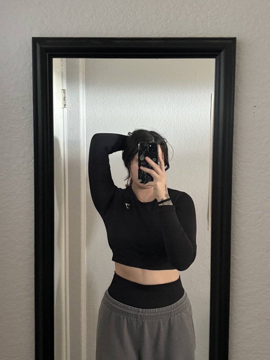 I love gym progression pictures cause the last few days of em make me giddy 🙂‍↕️