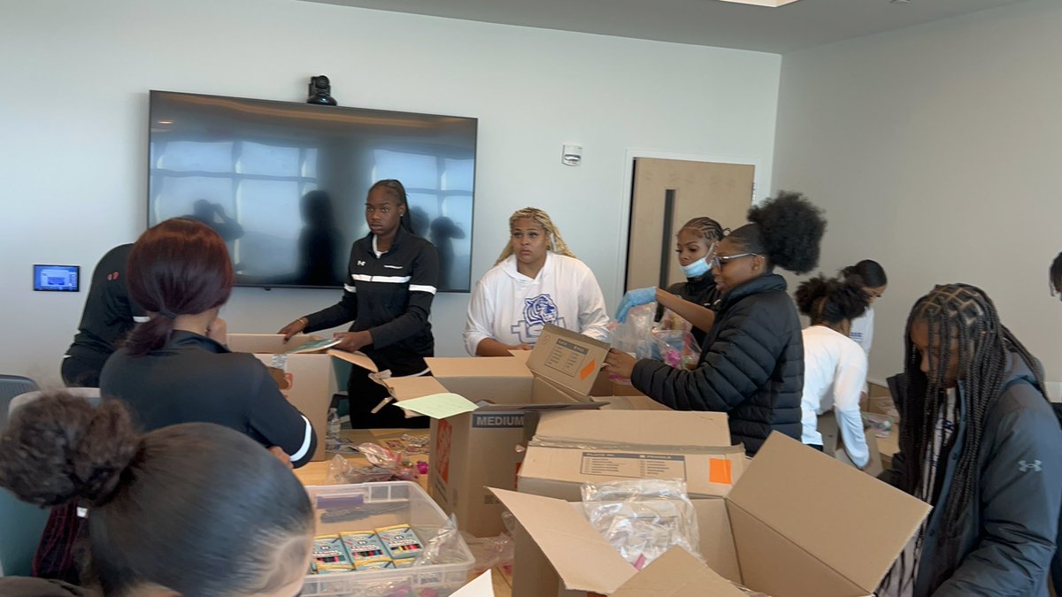 TSUBecoming tweet media