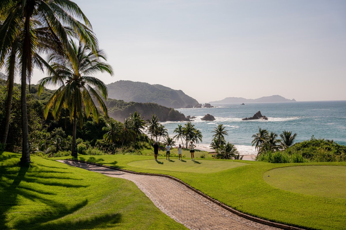 FSTamarindo's tweet image. Lessons in patience, precision, and play—family edition. Tamarindo offers the perfect course for a touch of friendly competition, laughter between swings, and memories that linger long after the final putt. Ready to play?

#FSTamarindo #ExperienceFS​ #TamarindoGolf