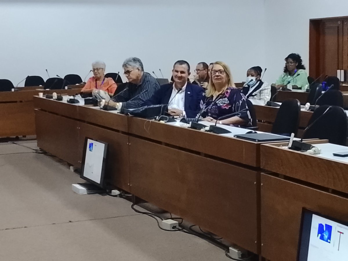 PCTHabana_3CE's tweet photo. El taller "Impulsar la economía mediante la dinamización de la innovación" en el marco de la Feria por la Innovación de La Habana2025 continuó con la presentación de las experiencias y la evolución de las entidades organizadoras el @PCTHabana_3CE  @cetacujae  y @KAINOSSA https://t.co/bmHzJPaRdS