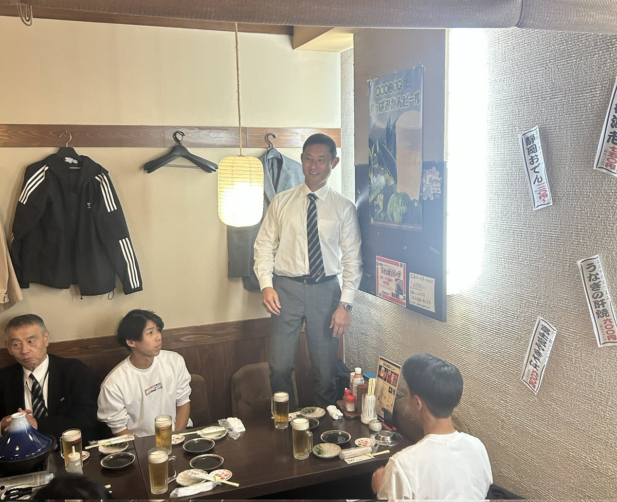 11月1日（土）静岡市のあざれあにて、トップレフェリー講演会を開催❢
今村義朗1級審判員、小泉朝香国際審判員、村井良輔1級審判員のトークショー🎤🎤🎤
飯田淳平国際審判員にもZOOMでご挨拶いただきました✨
居酒屋での交流会も大盛り上がりの一日でした！！
