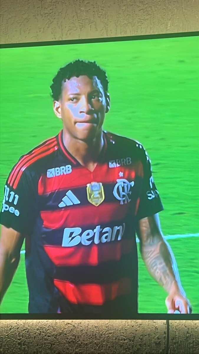 Yury_xt's tweet photo. Com urgência tira esse cara do meu Flamengo pfv !!!! @Flamengo https://t.co/b8uTJazVmA