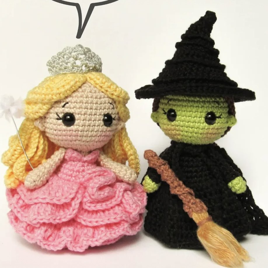 amigusart's tweet image. não consigo dormir pq tenho uma encomenda delas pra fazer