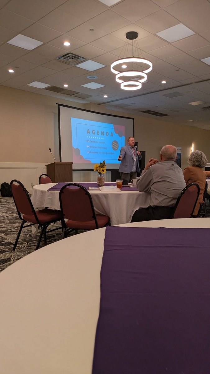 shawnknopp's tweet image. I had an incredible experience presenting at the Kansas Association of American Educators State Conference today in Manhattan! Over 100 passionate Kansas educators in the room today - so fun to share my message of joy and purpose with them.  😊