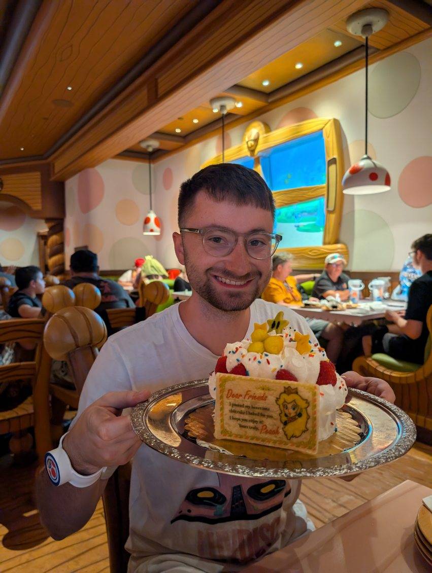 SmartAlecPlays's tweet image. Yes, this cake tasted exactly how it looked. 

Second pic is me whenever I am not the center of attention 😅🤣🎂