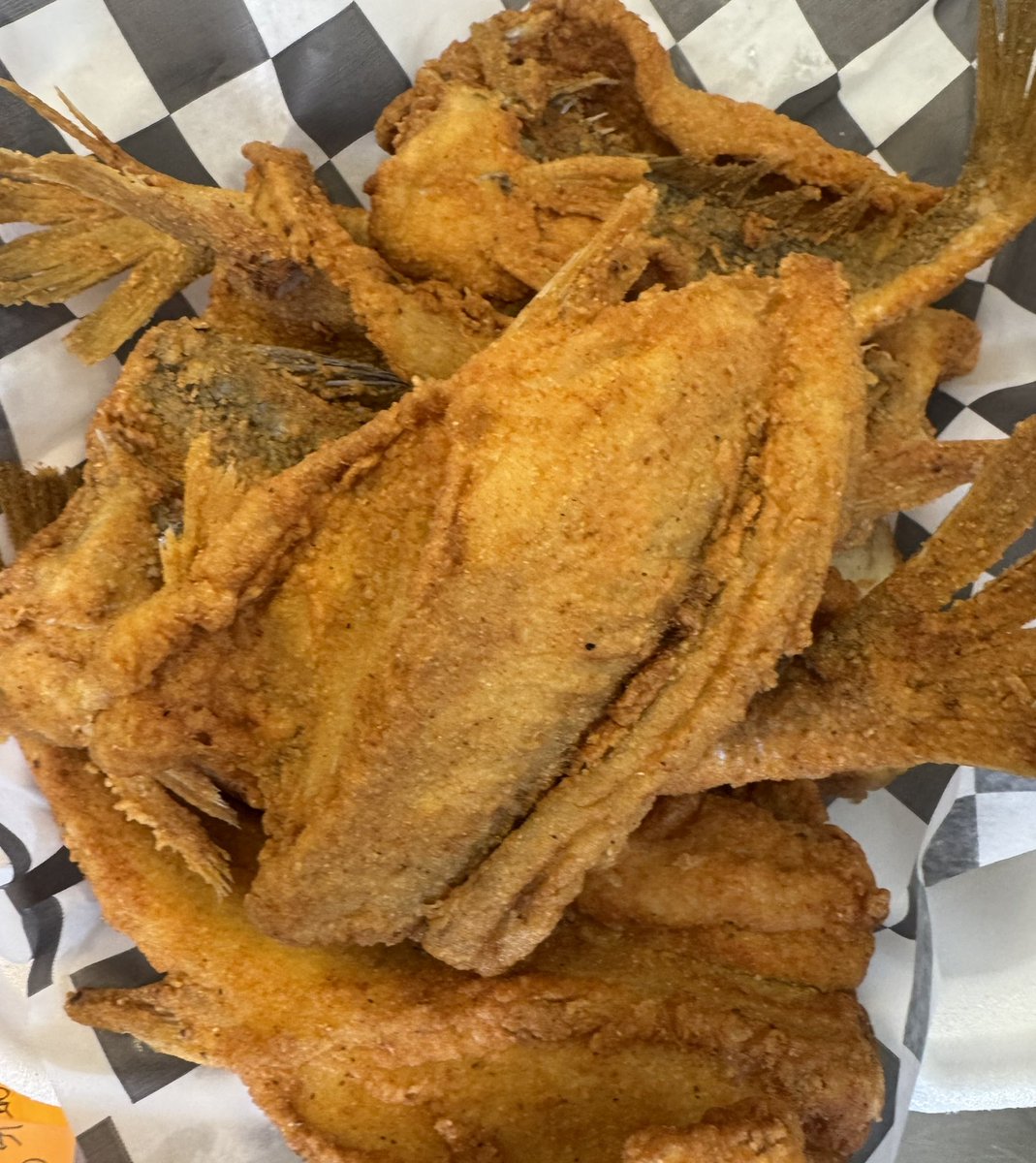 FishinFellas's tweet photo. Fishin Fellas schedule Nov. 4th-8th (Food Truck);

Tues- (Private)
Wed- (Private)
Thur- 101 Greystone Blvd. 11-230!
Fri- Blythewood Cigar &amp; 🍷 (158 Langford Rd) 11-6!
Sat- Pop Shelf (1215 Longreen Pkwy) corner of Clemson Rd and Longreen 11-6! https://t.co/UYw1njB6U0
