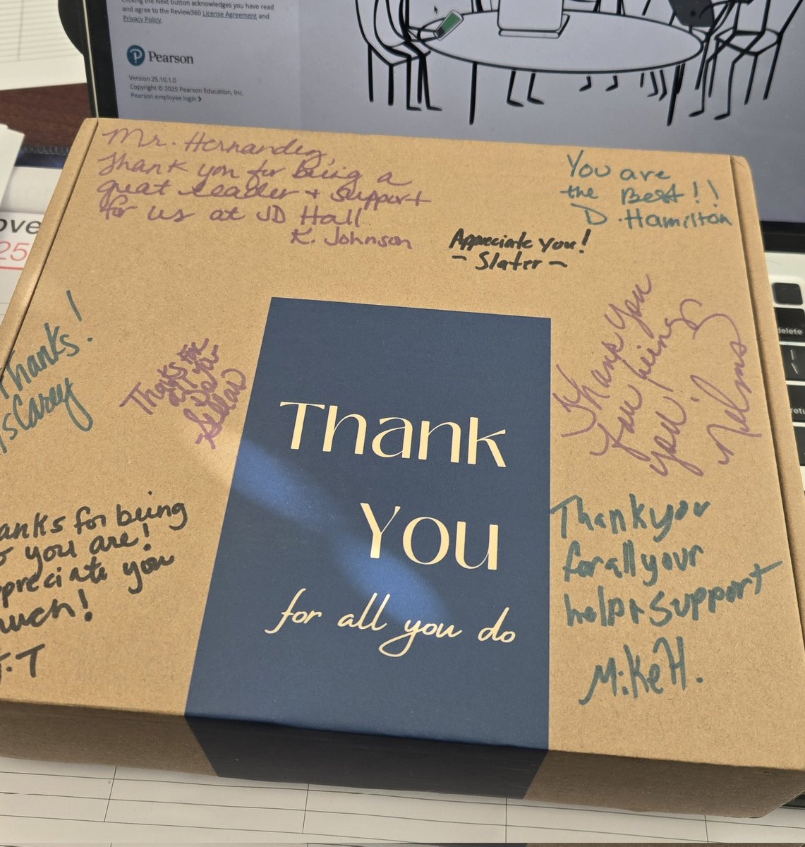 JDHallLISD's tweet image. Thanks for a wonderful gift from a phenomenal staff. A leader could be more blessed to be part of such a dynamic team. The message is a strong and humbling one for me. Gracias por este regalo JD Hall. @LancasterISD @drcasscarr @akperera @LISDInstruction