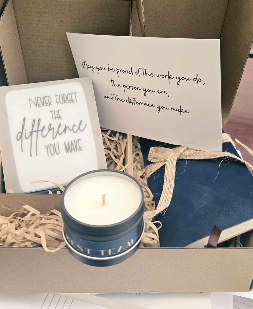 JDHallLISD's tweet image. Thanks for a wonderful gift from a phenomenal staff. A leader could be more blessed to be part of such a dynamic team. The message is a strong and humbling one for me. Gracias por este regalo JD Hall. @LancasterISD @drcasscarr @akperera @LISDInstruction