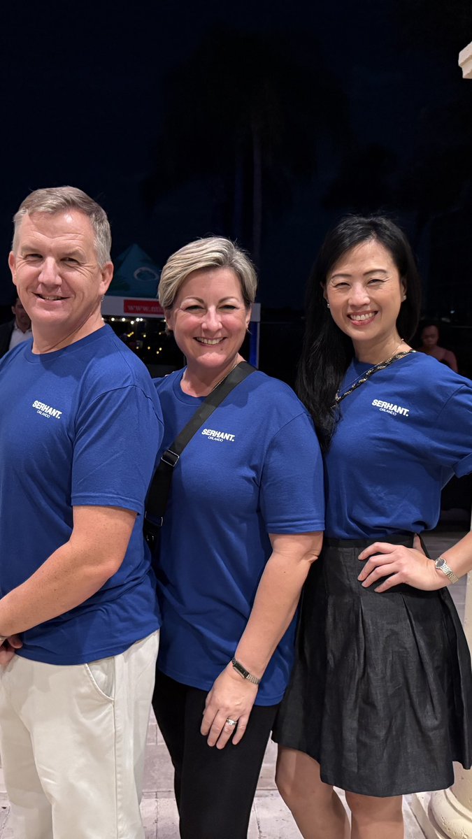 theableteam1's tweet image. What a night! 🌅
Grateful to have sponsored and attended a beautiful event on Lake Down in Gotha, FL.
So many great people, genuine conversations, and lasting connections.
Thanks for having us @jessiohri @milestogocharities!
#TheABLETeam #SERHANT #FloridaRealEstate #Community