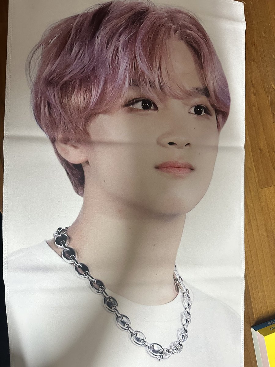 tws_01226's tweet photo. 양도

해찬 슬로건 (블랙, 화이트)

블랙 1.0
화이트 0.8 (이름있는 곳 모서리에 약간 희미한 검정 얼룩 있어요! 거의 티는 안나요!)

일괄로 사면 1.7 

GS25반택 +0.2
일반택배 +0.4

엔시티양도 nct 엔시티 포카 엔시티드림 마크 런쥔 제노 해찬 재민 천러 지성 https://t.co/sqmNLIzxQF