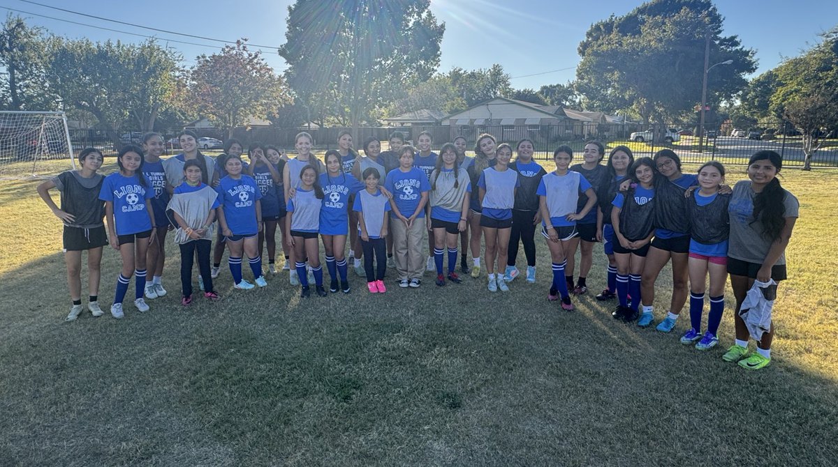 Spent time with the <a href="/mcstrickes/">McLaughlin Strickland Elementary</a> lady tigers today!!
