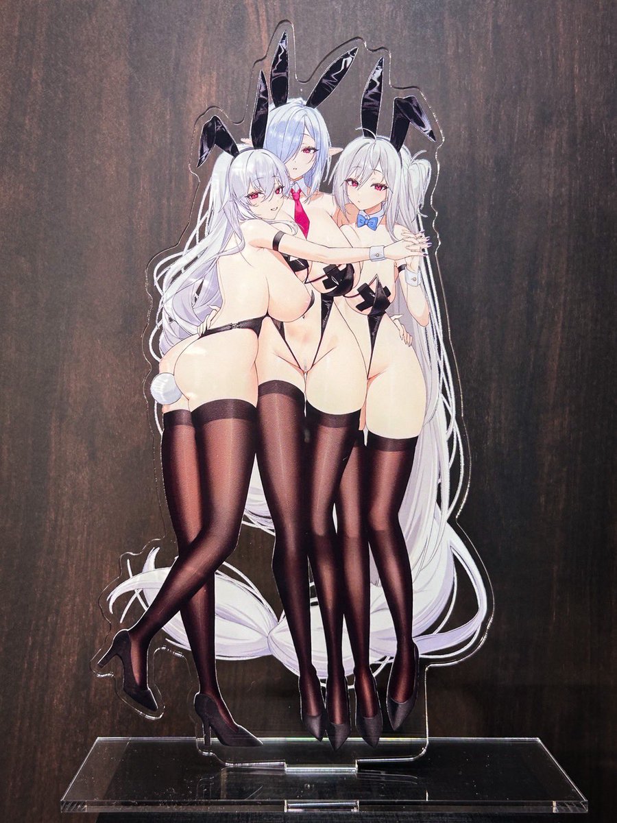 バカでけえ20センチアクスタ届きました
AiSで頒布します(お気持ち程度の数量)
写真どうしても黄色っぽくなるけど、目で見た感じもっとピンクっぽい 