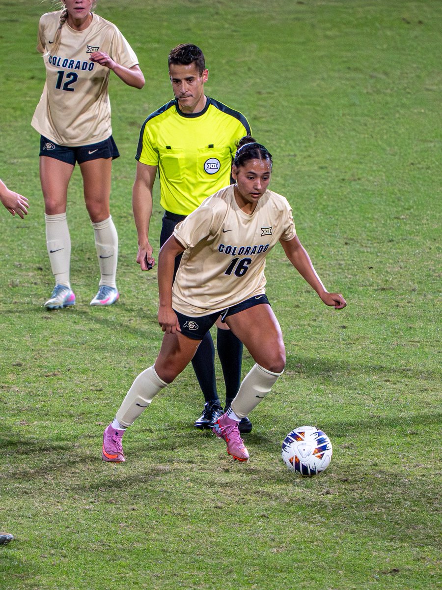 CUBuffsSoccer's tweet image. Time to take it back 

#SideBeforeSelf // #GoBuffs