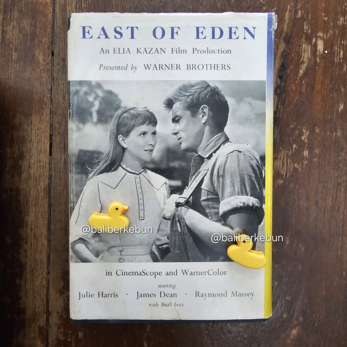 unsolved_riddle's tweet image. time to tear through that pile 📚