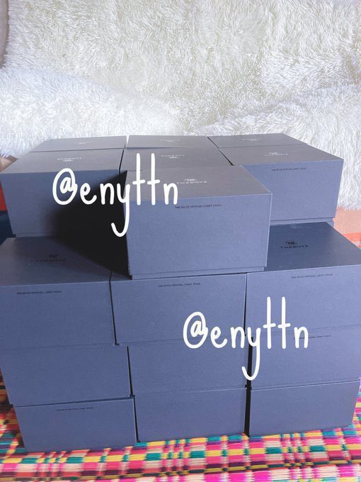 enyttn's tweet photo. ‼️SALE‼️

🔆แท่งไฟ The Boyz lightstick แท่งไฟเดอะบอย V.1 

⚠️ 790 รวมส่งems

➖สนใจสอบถามทางDM 

#THEBOYZ
#THEBLAZE_in_BANGKOK
#ตลาดนัดเดอะบอย  #ตลาดนัดtheboyz #ตลาดนัดหนุ่มดอกไม้ #แท่งไฟtheboyz https://t.co/eQhu1bwiJI