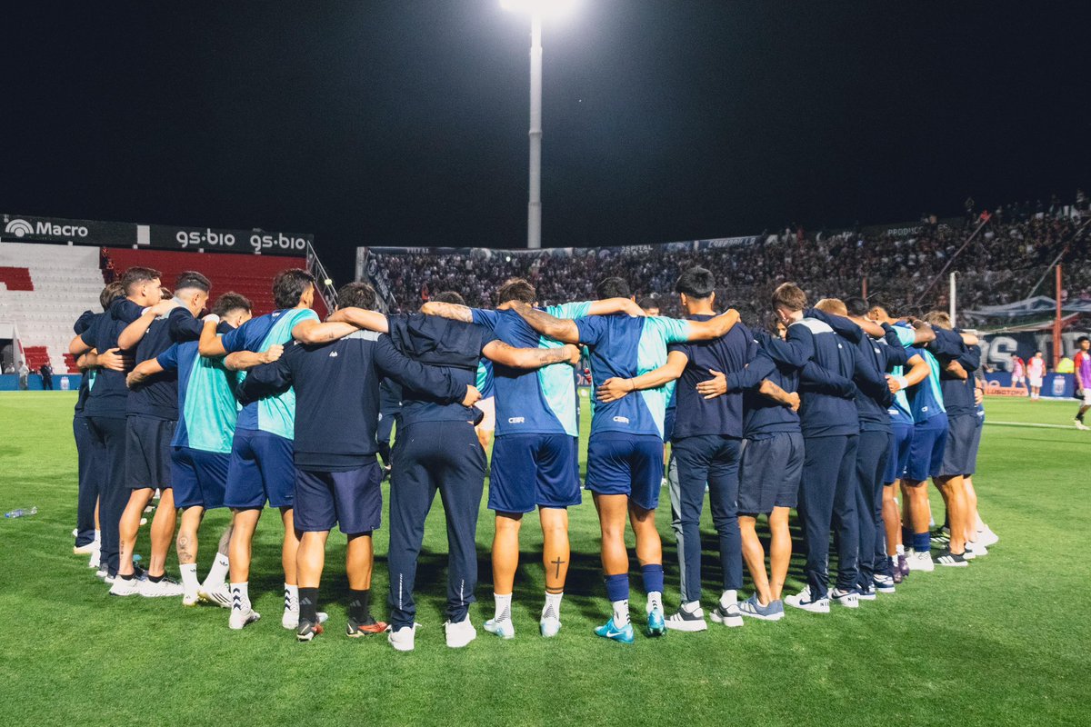 MATIPASCUALETTI's tweet photo. Histórico 
#IndependienteRivadavia campeón de la #CopaArgentina @radionihuil https://t.co/kVfx8OFoMt
