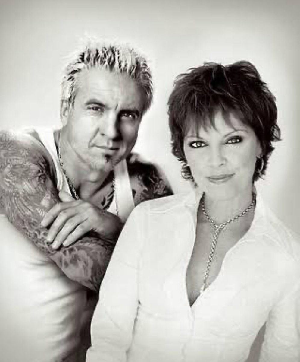 GinniConquest's tweet photo. Best couple in Rock!   Kind of reminds me of my characters Cal and Mags from my “Song of the Heart” series.   (Yes, they influenced my characters)  Pick up your copy of “Unforgiven.” https://t.co/oifNXsMdYM #njwriter  #buckleup #romancewriter  #loveandlyrics #booktok #amazonbooks #buythebook #bestseller #rockstarcouple #fallingfortherockstar @hallmarkchannel @hulu @amazon