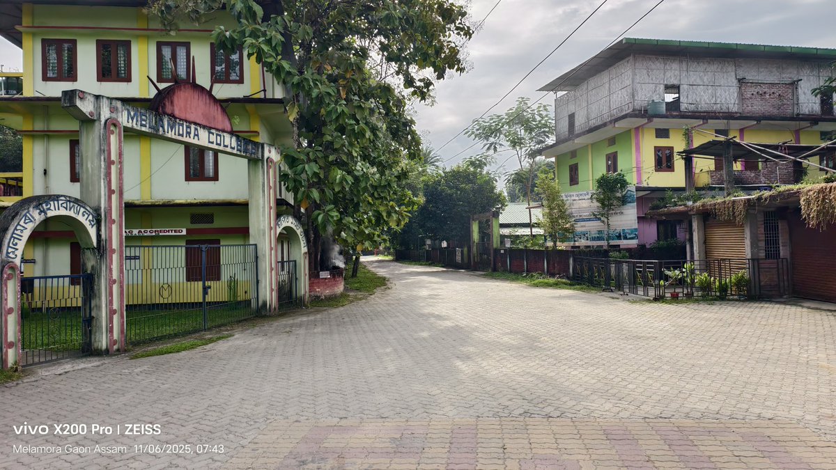 bitupon88900972's tweet photo. Good Morning 
#destinationkhumtai #cleankhumtai #cleanmelamora #SwachhaaHiSeva #plogging #avoidplastic #SwachhBharat @Mrinal_MLA @himantabiswa @CMOfficeAssam @narendramodi @PMOIndia @NANDANPRATIM @Pijush_hazarika @PmargheritaBJP @KamakhyaTasa @manabdeka @borgohainSBG https://t.co/LbTBA7bfEl