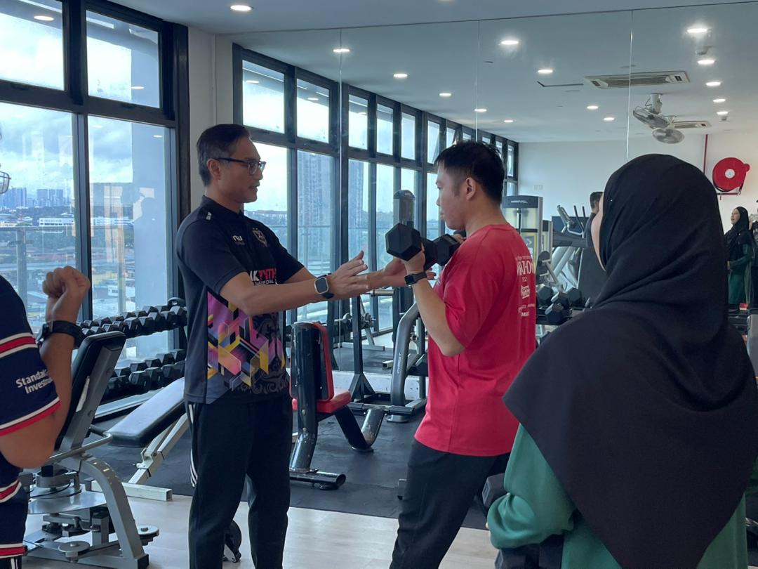 msuacademy's tweet photo. Our Sports Physio Anatomy session brought learning to life! 
A hands-on experience that blends science + practice for future sports professionals! 🔥
#MSUMalaysia #MSUAcademy #SportsPhysio #professionalcertificate #transforminglive #enrichingfuture @MSUmalaysia https://t.co/Njbb4dmzUC