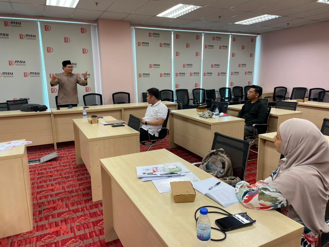 msuacademy's tweet photo. Our Sports Physio Anatomy session brought learning to life! 
A hands-on experience that blends science + practice for future sports professionals! 🔥
#MSUMalaysia #MSUAcademy #SportsPhysio #professionalcertificate #transforminglive #enrichingfuture @MSUmalaysia https://t.co/Njbb4dmzUC