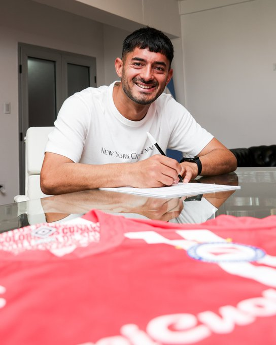 Lecanista's tweet photo. LAS PEORES BASURAS QUE VISTIERON LA CAMISETA DE ARGENTINOS JUNIORS.

QUE ESTOS 2 NO VUELVAN DE CORDOBA, QUEDENSE AHI FRACASADOS #AAAJ https://t.co/O6MgbQNsCH