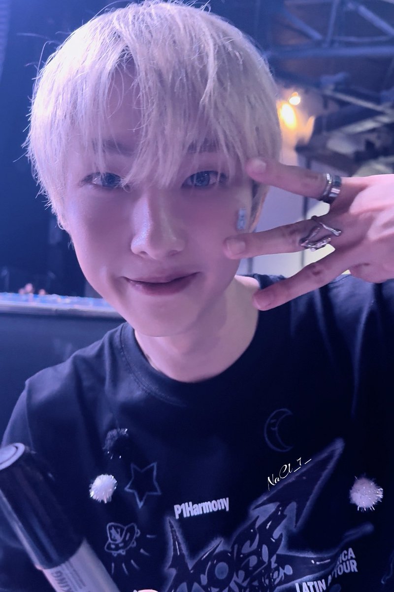 NaCl_7_'s tweet image. 쥐ㅌ☺️ #지웅 #JIUNG