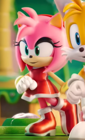 ayo i noticed until now she has eyeshadow 👀