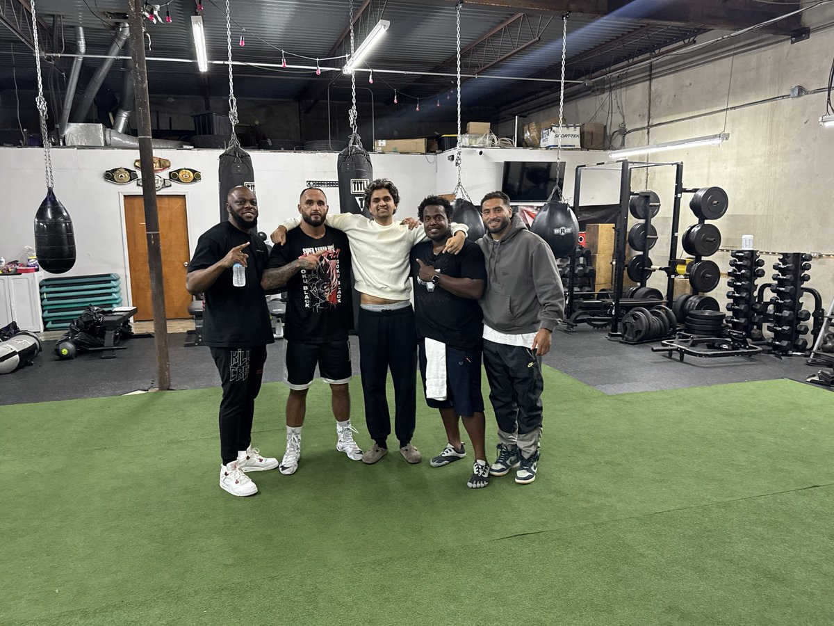 Pops new fighter <a href="/50taruns/">DIG Fifty</a>