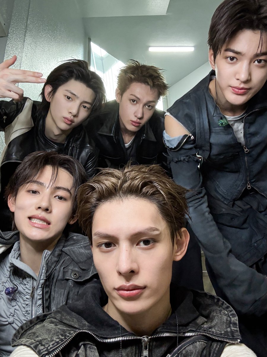 ahngoneho's tweet image. ⠀
#가져와_new_pic 📸
250914 Inkigayo
⠀