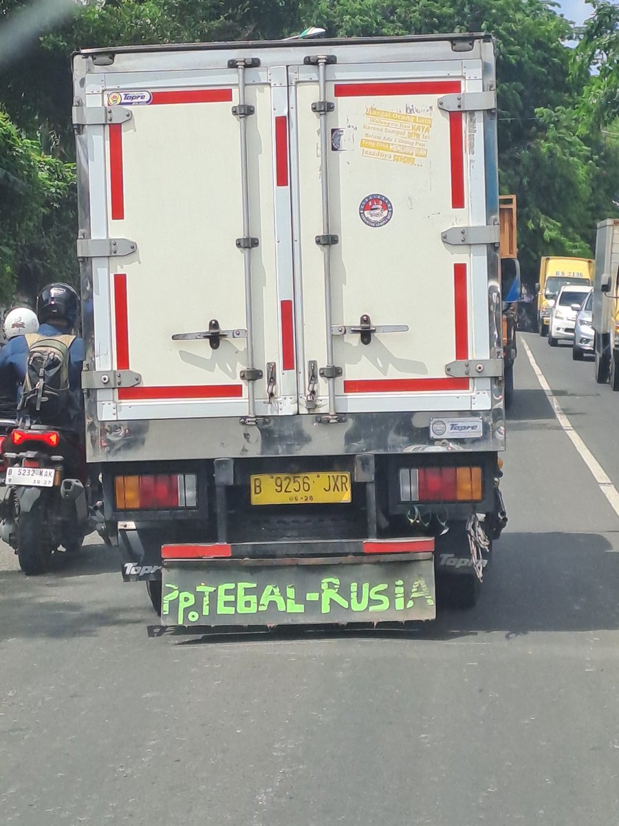 chocoreborn tweet media