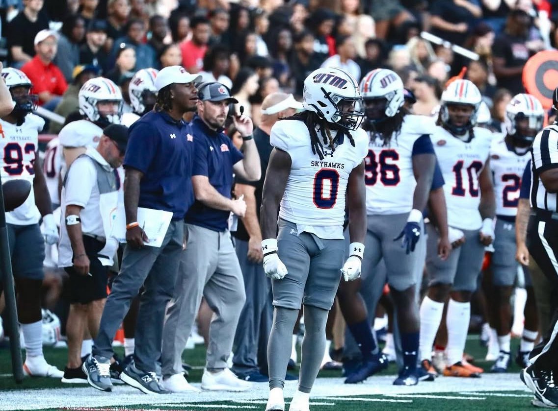 #AGTG Blessed to receive an offer from UT Martin! 
<a href="/CoachLeoHunt/">Leo Hunt</a> <a href="/CoachThompsonDL/">Tyrell Thompson</a> <a href="/CoachBlakeBryan/">Blake Jeffery Bryan</a> <a href="/rb_coachJJ/">Josh Johnson</a>
