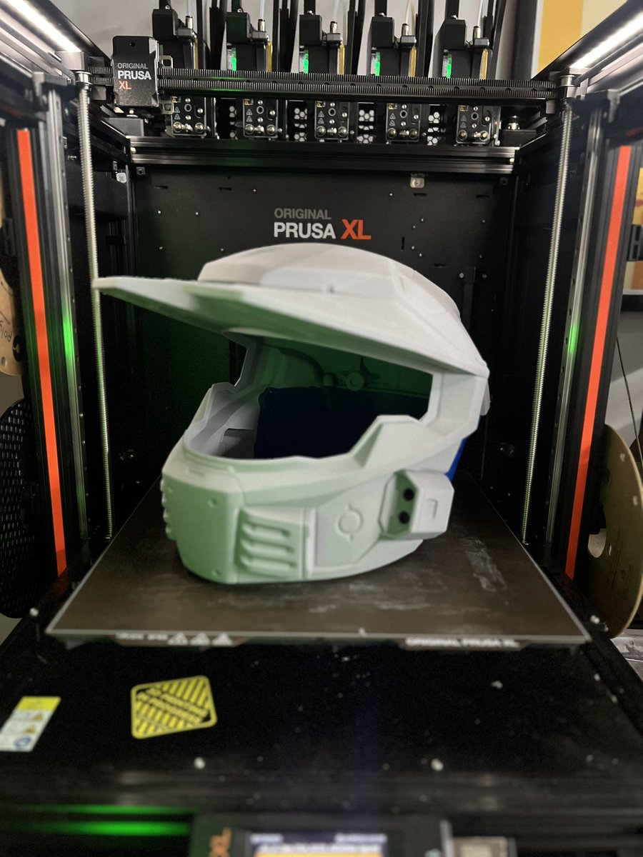 One big print down — many, many more to go. I wish I had a fleet of these or other bigger printers. I’m going to be welding and chasing seams for awhile! 

#Halo #HaloCE