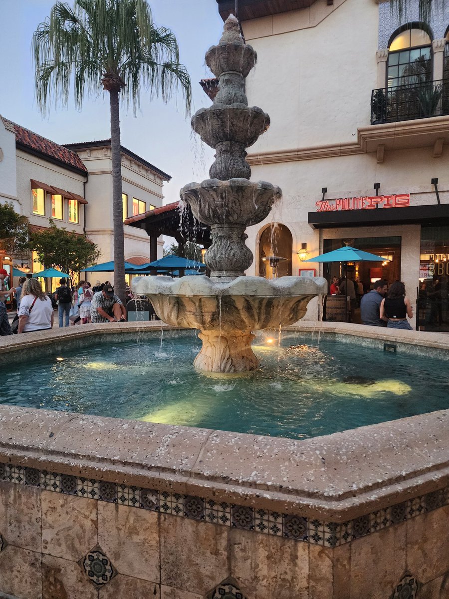VendettaWorship's tweet photo. Tonight's dinner: Morimoto Asia ✨️🐖 #cashmeet #paypig #findom #whalesub #Orlando #domme #QOS #ballbusting #cbt #subfunded https://t.co/cLMIY16ZTN