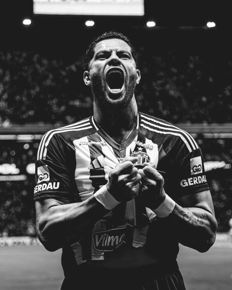 𝑮𝑰𝑮𝑨𝑵𝑻𝑬𝑺𝑪𝑶! 🖤🤍