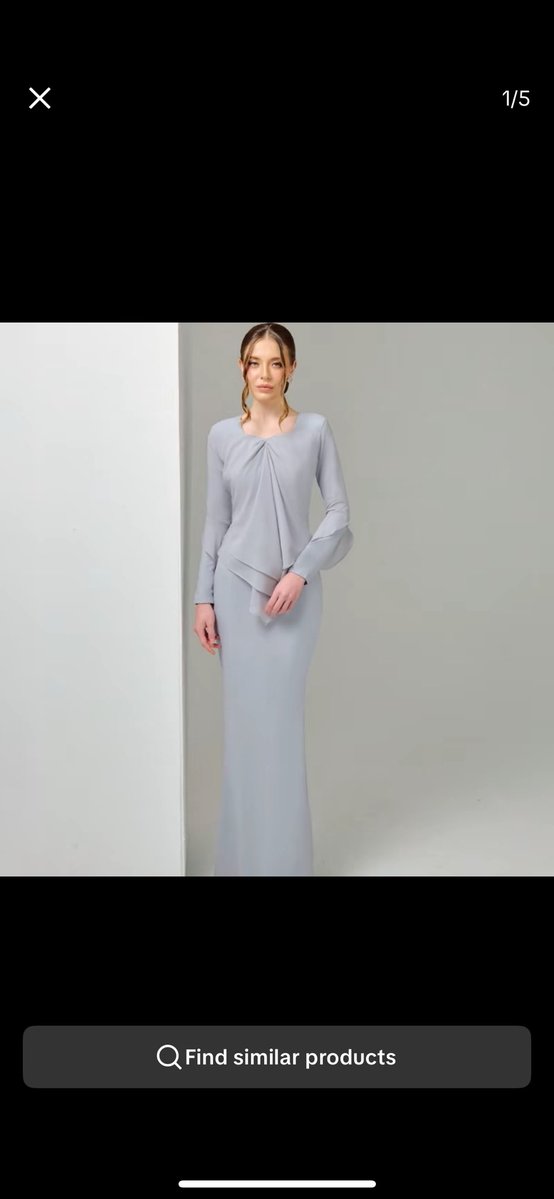 heewyd's tweet image. hi girls! i nak prelove some of my baju raya all only worn once and pink tu i tak pernah pakai lagi 🥰

• ivy luxe ash blue rm70 size L 
•elise luxe black rm70 size L
•pink rm 40 size M

tolong i clearkan please ! 💕