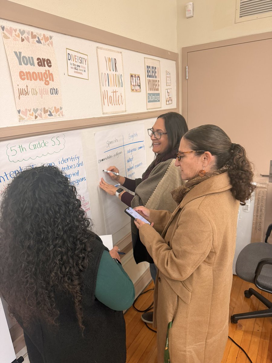 JoseMedinaJr89's tweet image. Bringing together #duallanguage and non-DL teachers to plan via a culturally and linguistically sustaining lens…priceless! #C6BiliteracyFramework #Pasadena #California