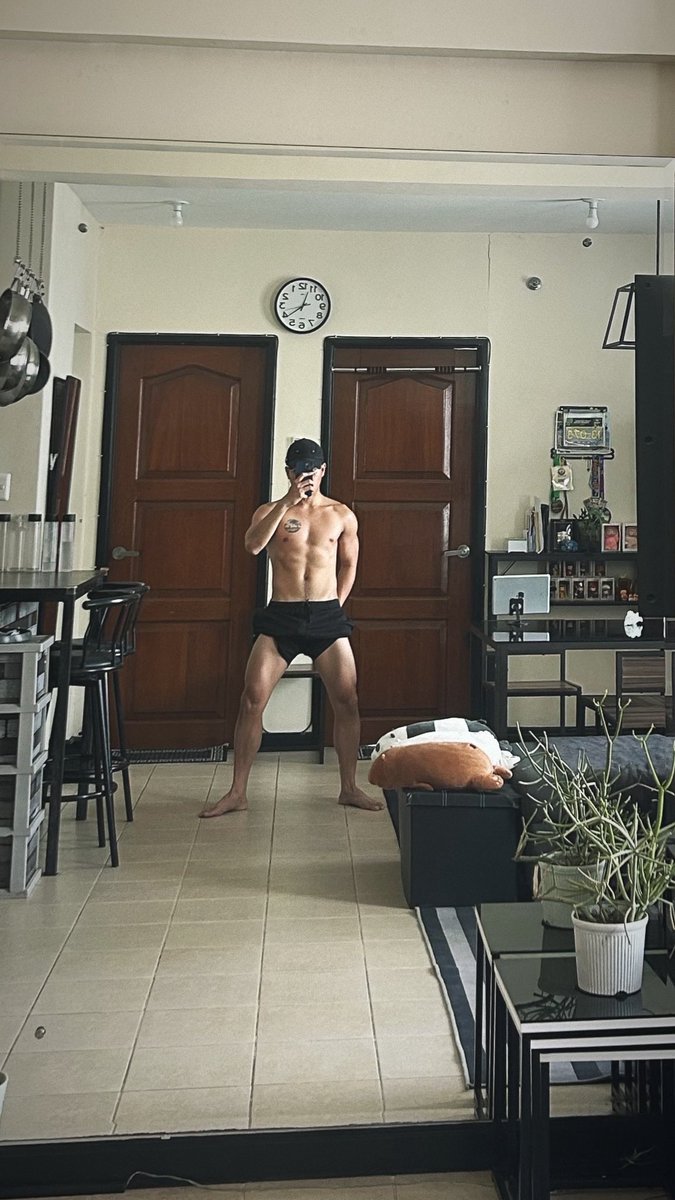 Blue Oreo tweet media