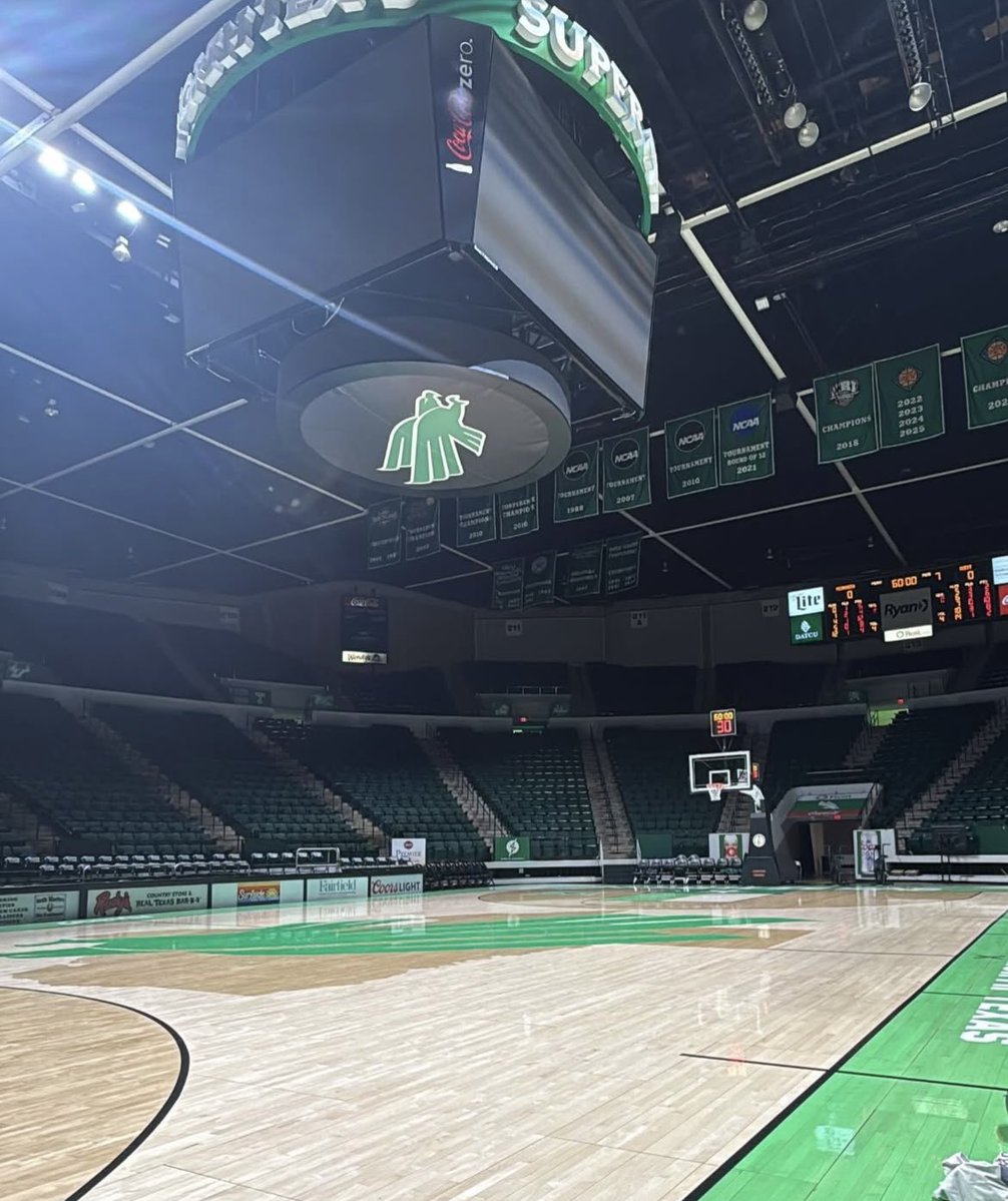tyler_engelson's tweet image. Thank you @MeanGreenMBB for the hospitality! I had a great time on campus and learning about the North Texas basketball program
