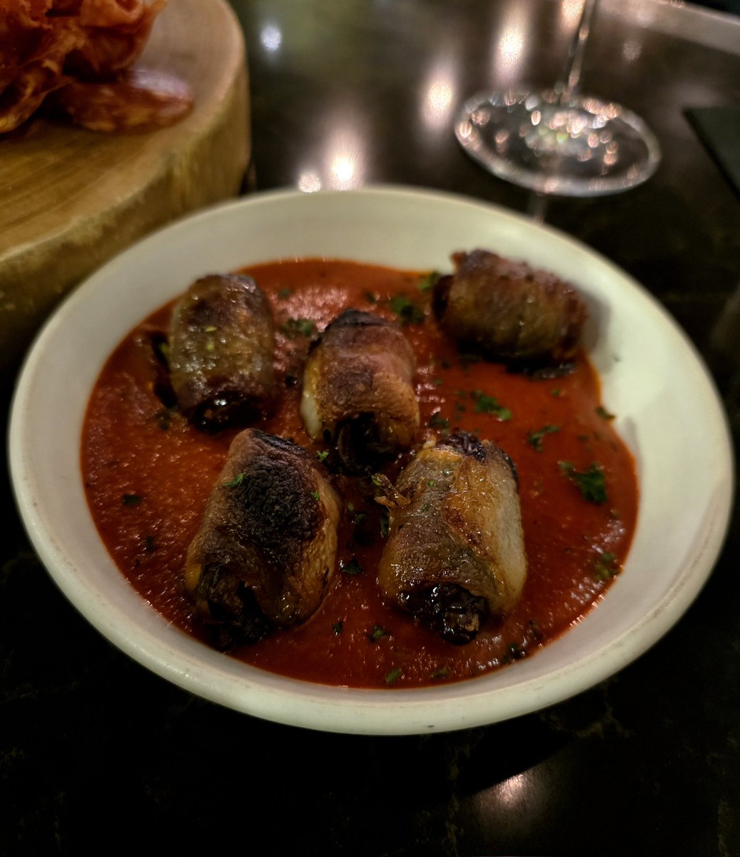 SKiPPY 🐾🐺 tweet media