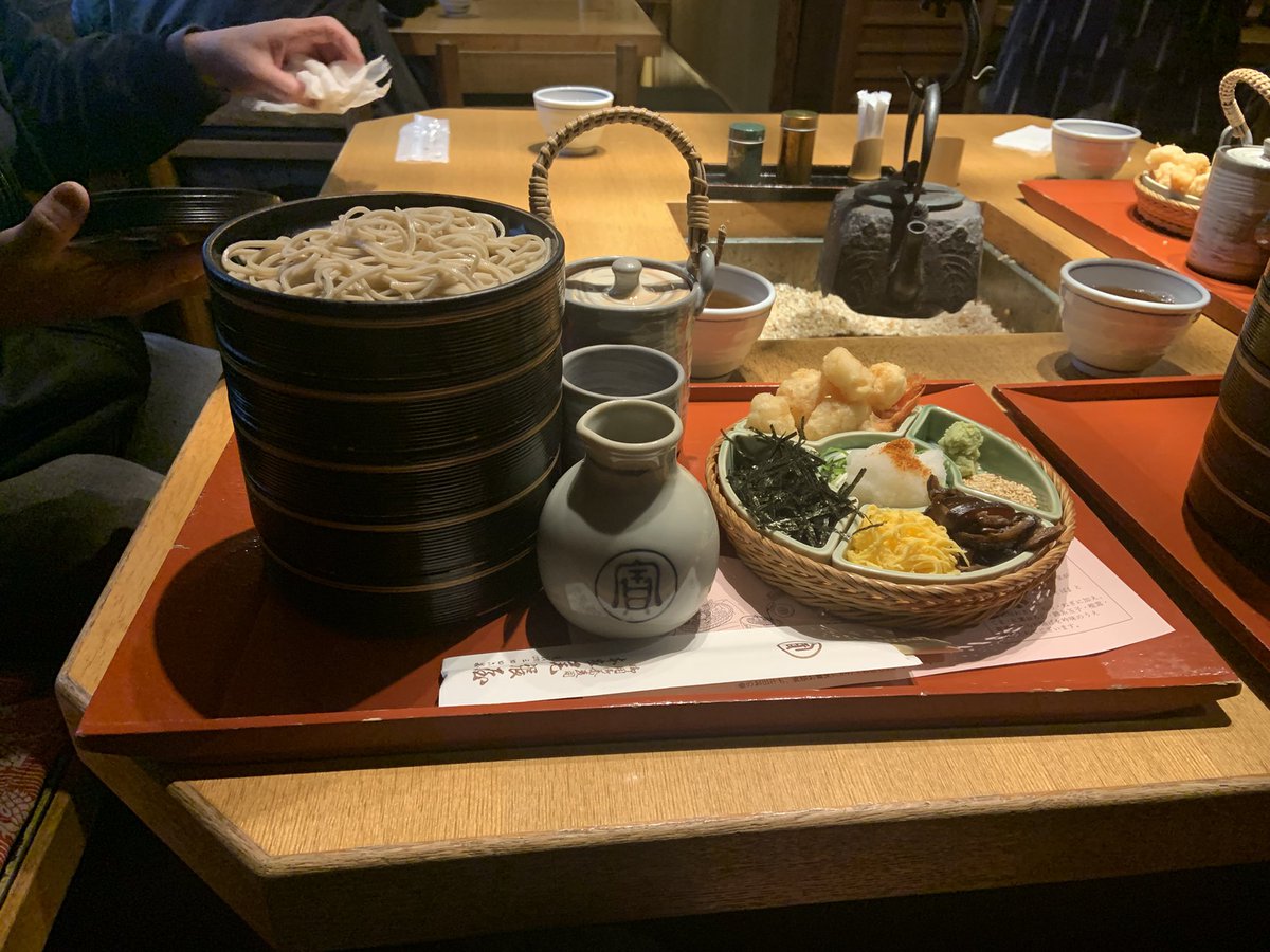 KenSudoh's tweet photo. 京都の老舗蕎麦尾張屋✨
宝来蕎麦美味しかった👍
来年閉店らしい😢 https://t.co/xirzalppiV