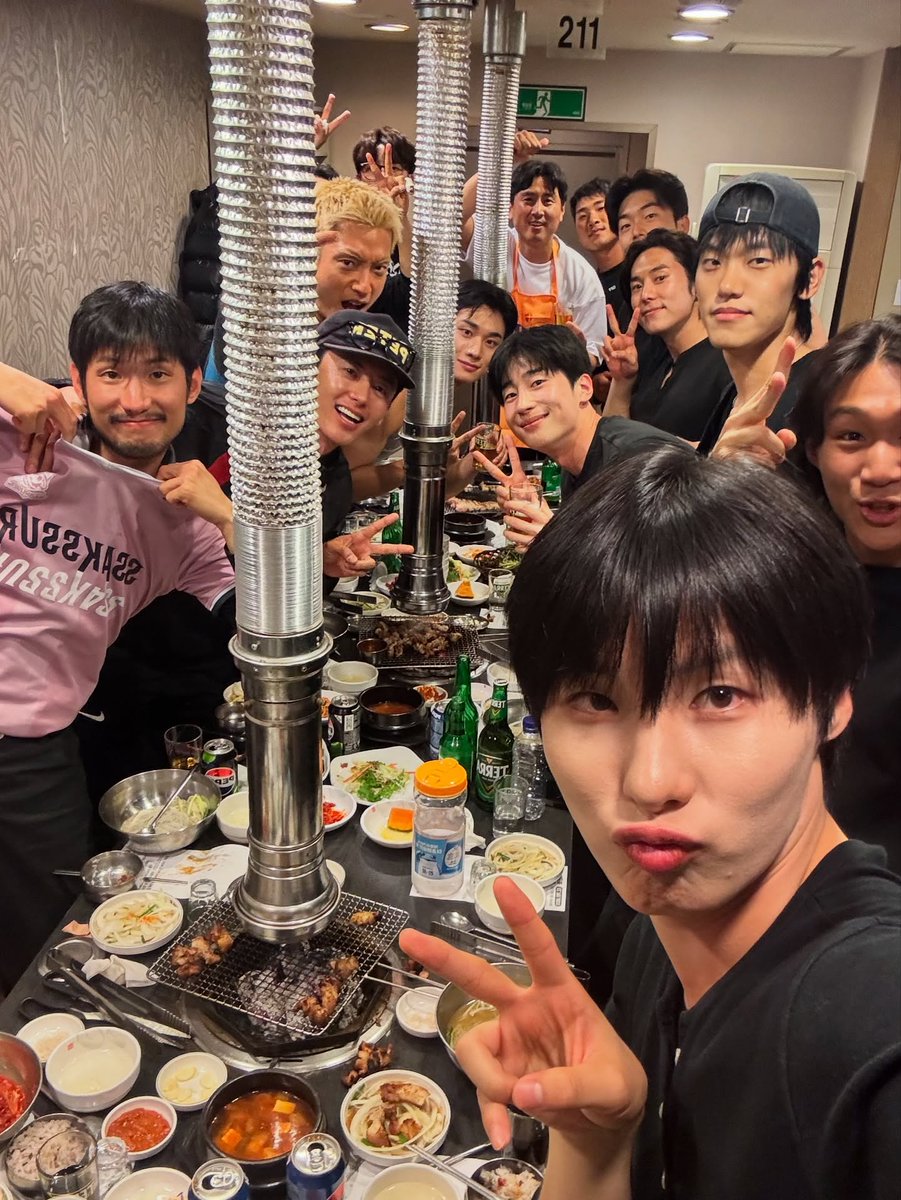 [88leejihoon] Instagram Feed
251106

BGM🎵Chill guy
instagram.com/p/DQsk4k8j3CO/…

#한승우 #승우 #HANSEUNGWOO 
#韩胜宇 #ฮันซึงอู #ハンスン